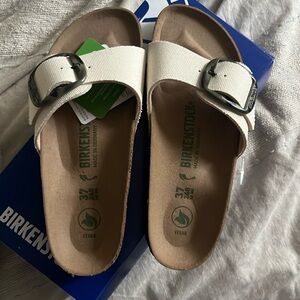 NWT Birkenstock Madrid Big Buckle Sandals